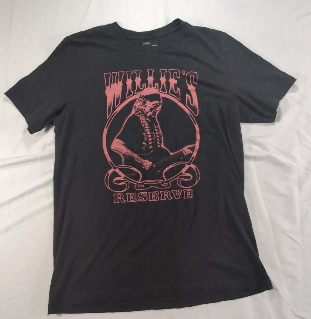 Willie's Reserve Willie Nelson Graphic T-Shirt Black Large